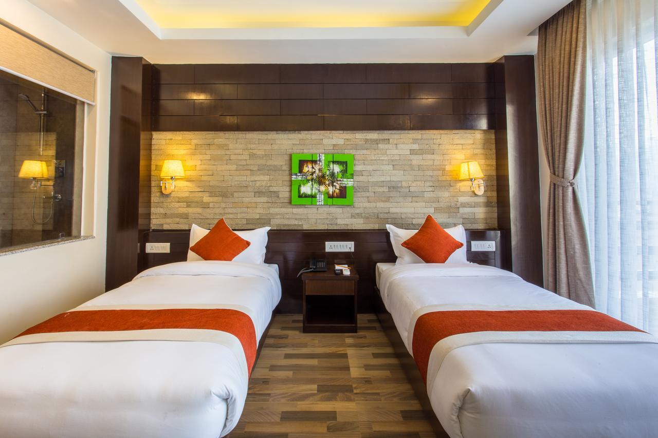 Bodhi Suites Boutique Hotel And Spa Покхара Экстерьер фото