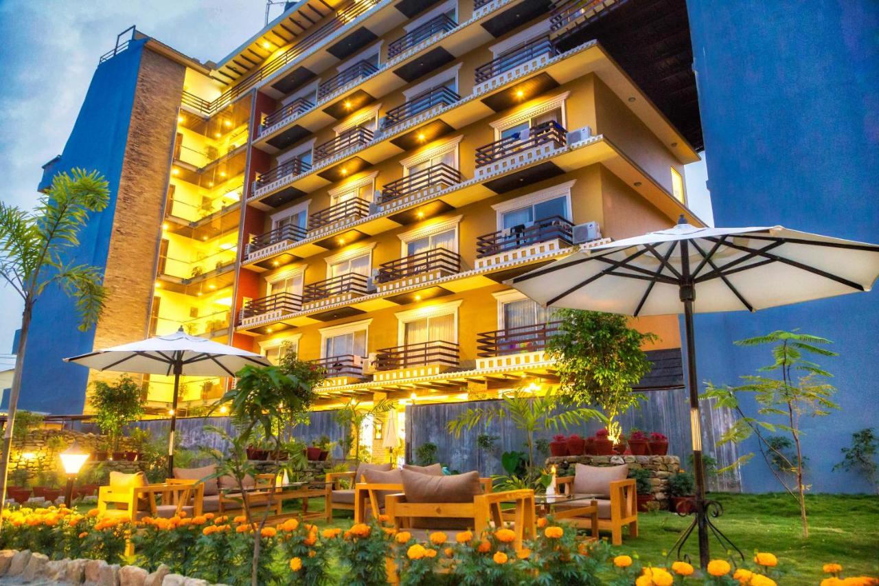 Bodhi Suites Boutique Hotel And Spa Покхара Экстерьер фото