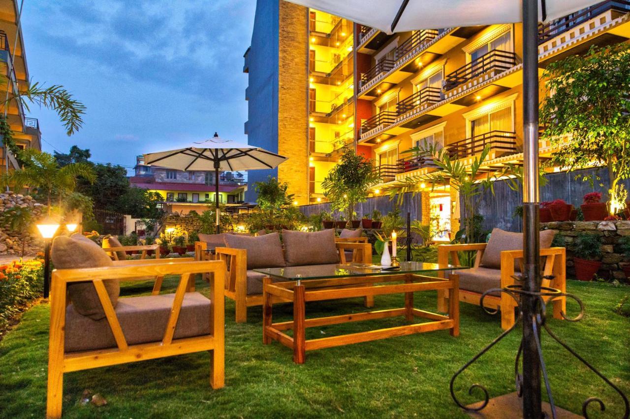 Bodhi Suites Boutique Hotel And Spa Покхара Экстерьер фото