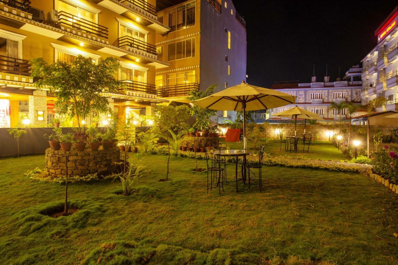 Bodhi Suites Boutique Hotel And Spa Покхара Экстерьер фото